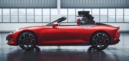 New_MG_Cyberster_side